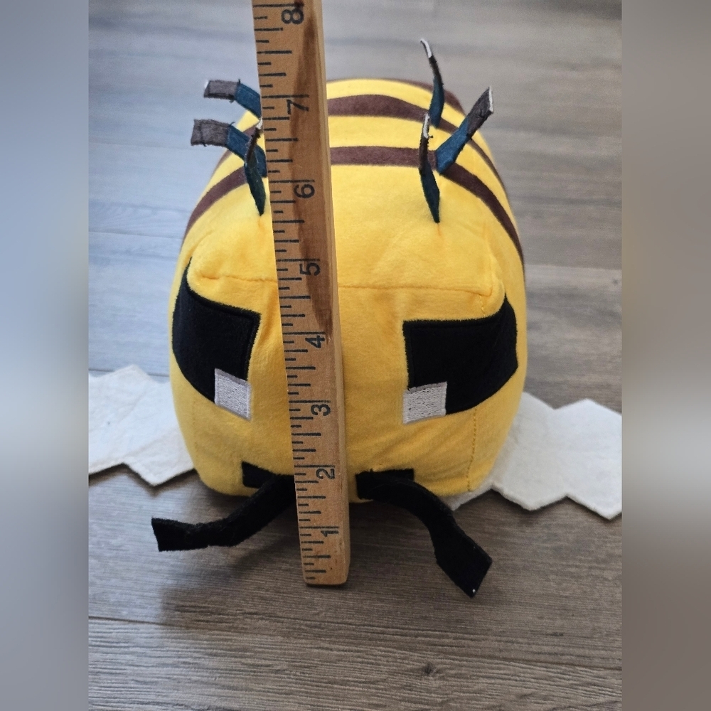 Minecraft Bee Plush Stuffed Toy Cute Cozy - Picture 7 of 7